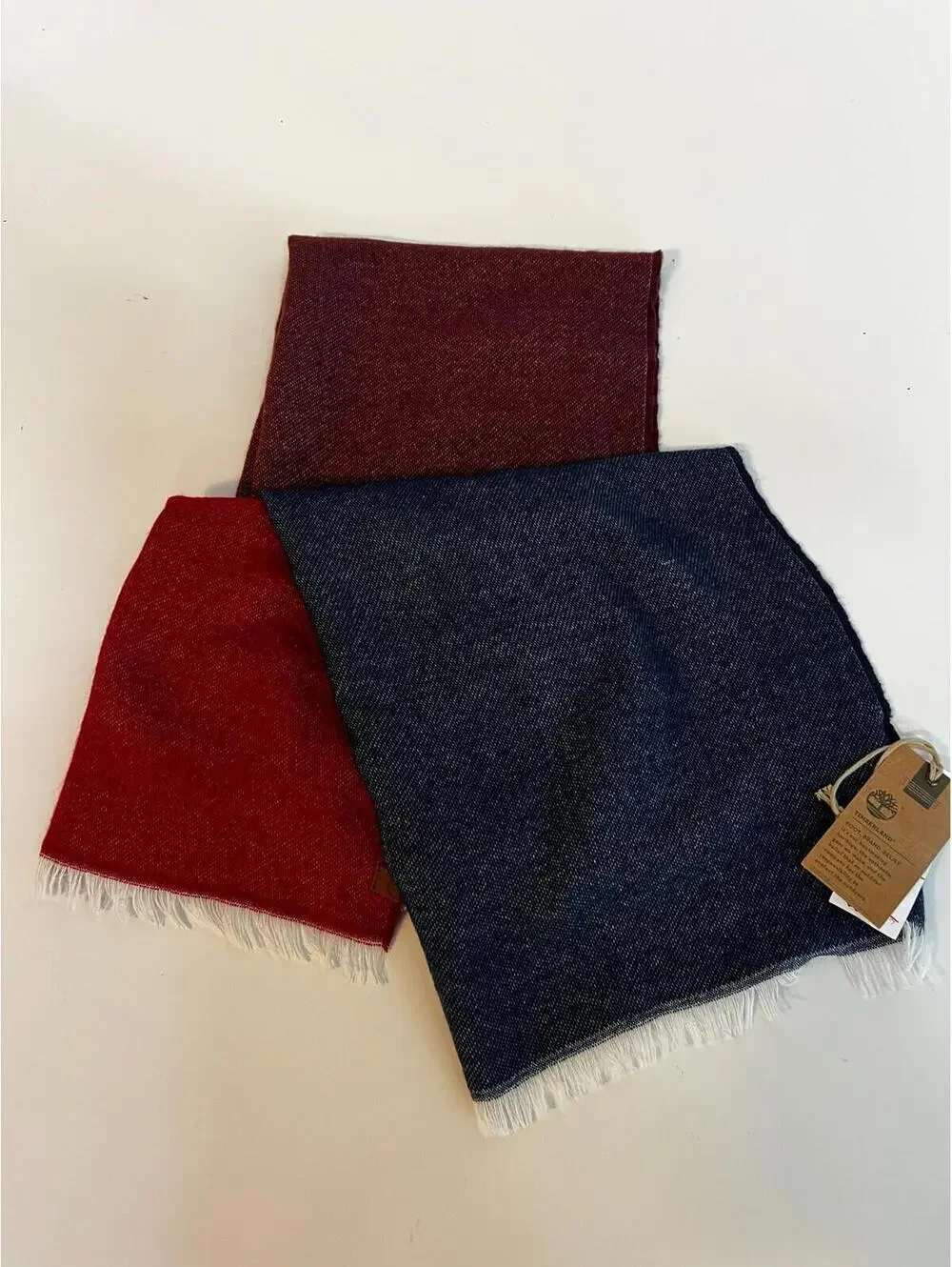 Timberland $58 Men's Medium Weight Red Navy Acrylic Scarf